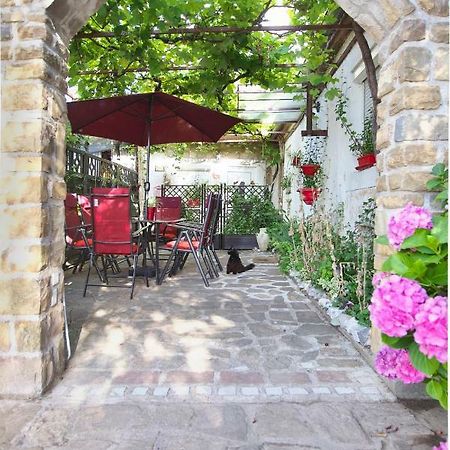 イゾラ Cozy Istrian Houseゲストハウス エクステリア 写真