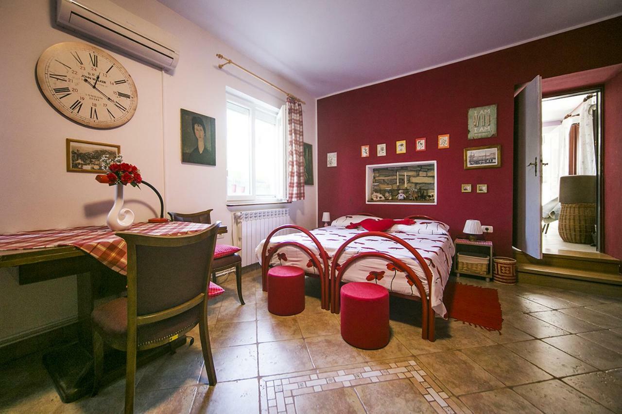 イゾラ Cozy Istrian Houseゲストハウス エクステリア 写真